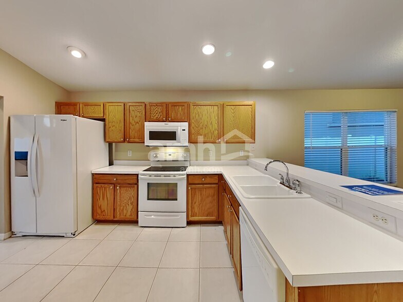 Building Photo - 12718 White Bluff Rd