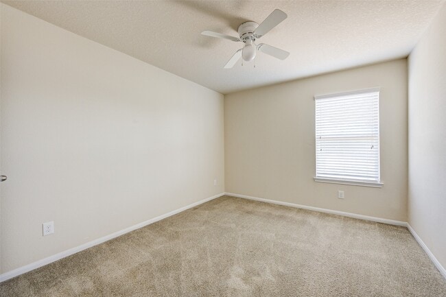 Building Photo - 4910 Conifer Ridge Way
