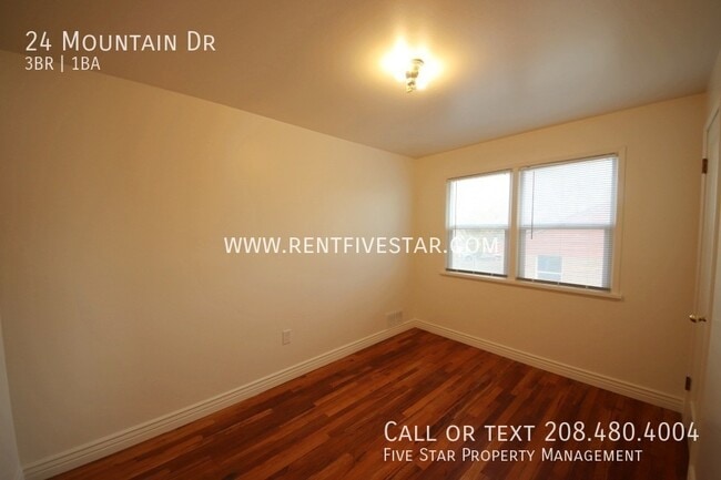 Building Photo - 24 Mountain Dr