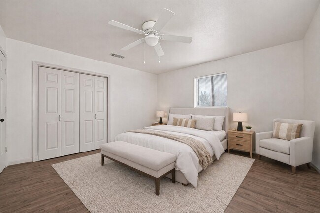 Building Photo - 10503 Ladino Rd