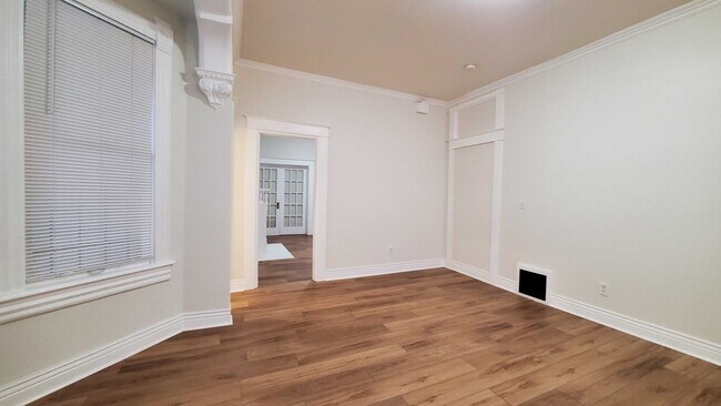 Building Photo - 1720 N Pearl St