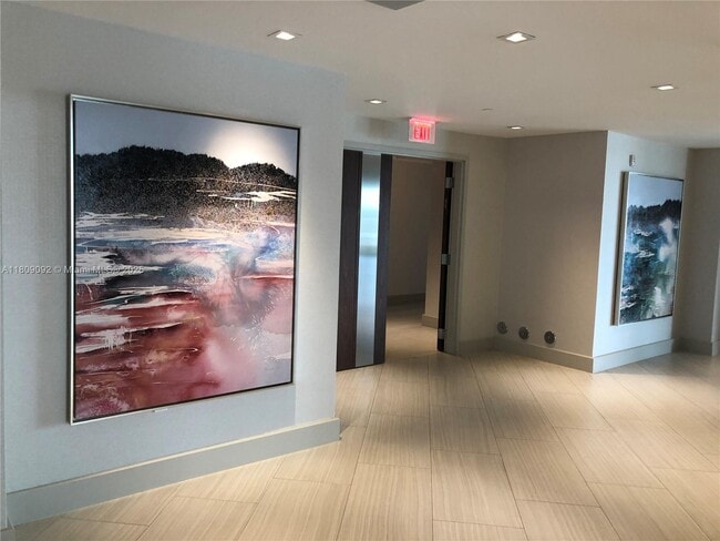 Building Photo - 300 Sunny Isles Blvd