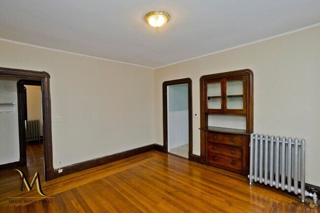 Building Photo - 43 Elmdale St