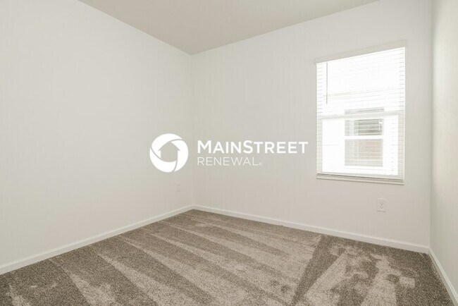 Building Photo - 6 Bedroom Pet-Friendly Home in St. Cloud, ...