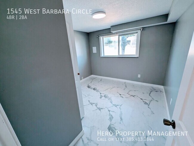 Building Photo - 1545 Barbara Cir