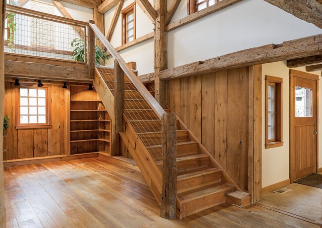 Building Photo - Orcas Landing Custom Built Luxury Home