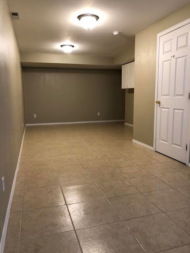 Building Photo - 2662 Bannister Ct