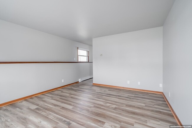 Building Photo - 1214 Mt Vernon St