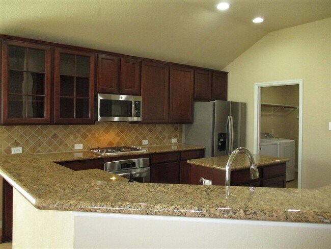 Building Photo - 13203 Barons Cove Ln