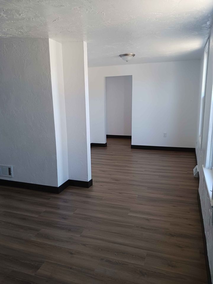 Building Photo - 1260 Day St