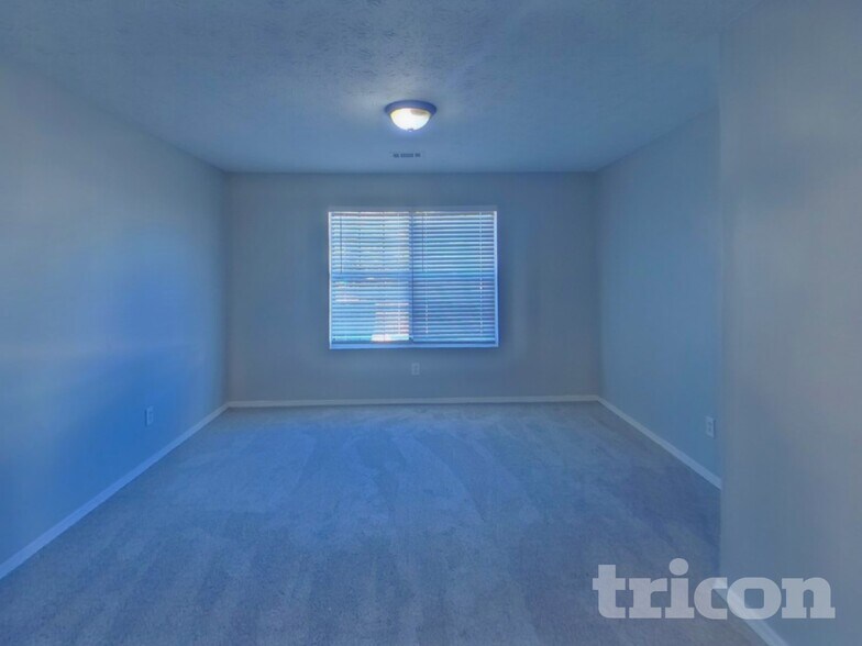 Building Photo - 2053 Stablewood Cove