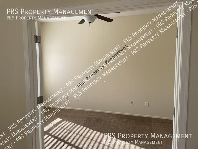 Building Photo - 4816 S Emery-