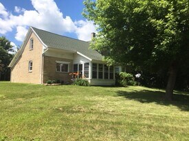 Building Photo - 6785 Highway 5