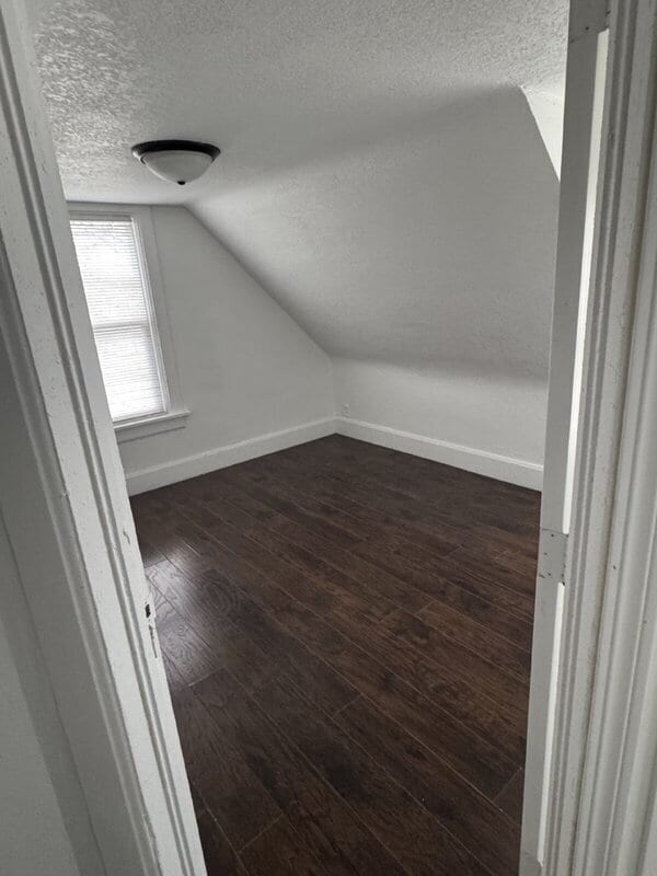 Building Photo - 714 Ovid Ave