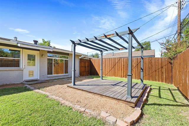 Building Photo - 3439 High Mesa Dr