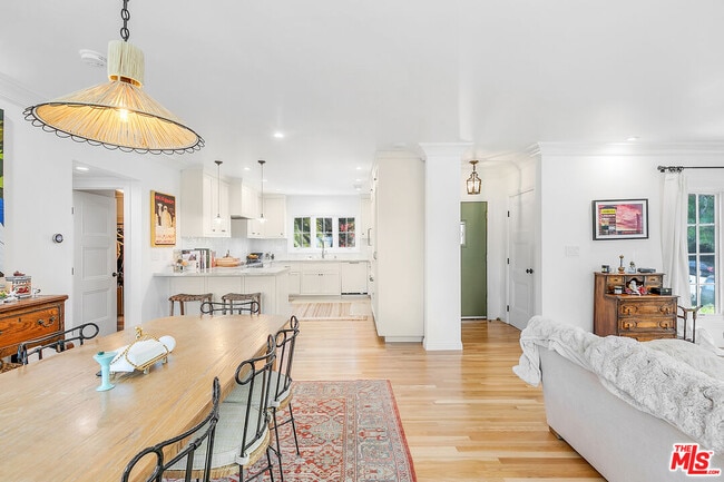 Building Photo - 1009 Carol Dr