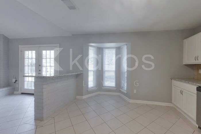 Building Photo - 4535 Sloangate Dr