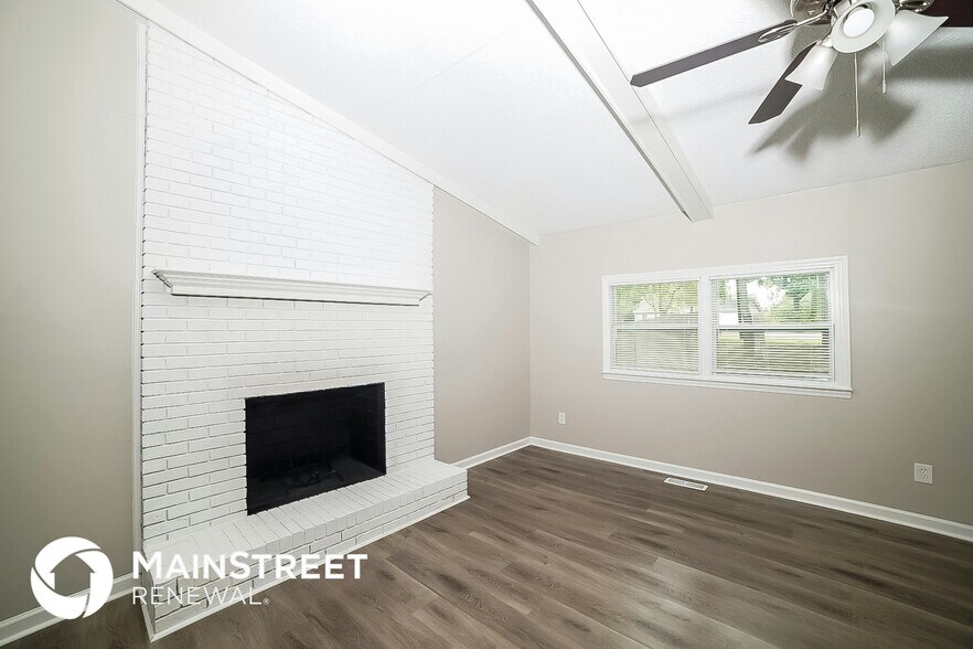 Building Photo - 162 Dober Ct