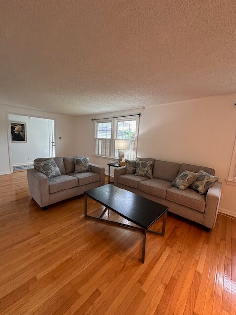 Building Photo - 215 Blackwell Rd