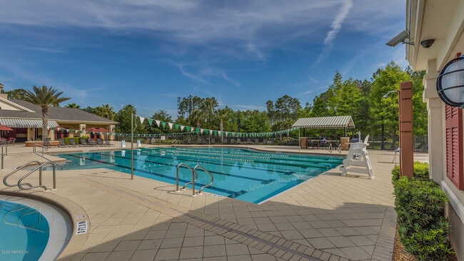 Building Photo - 589 Glasgow Dr