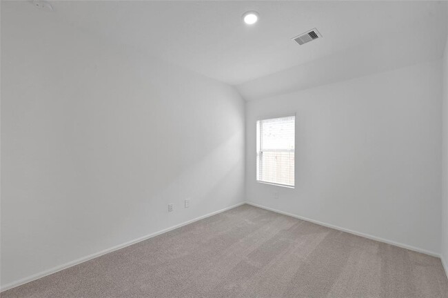Building Photo - 3609 Oakvale Dr
