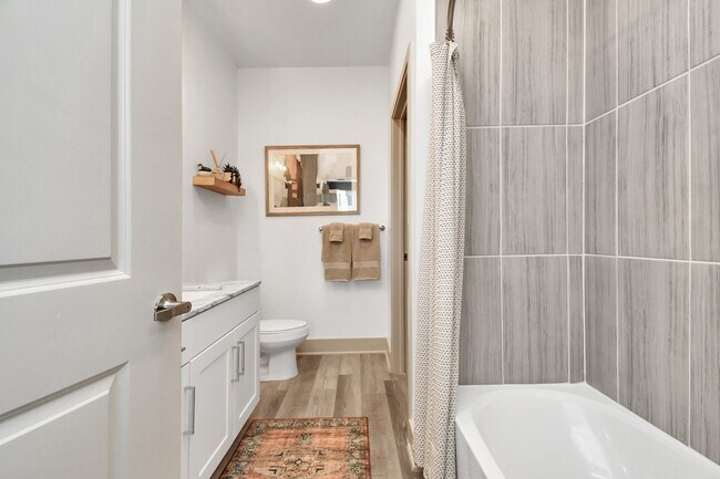 Primary Photo - 2020 Grandway Dr