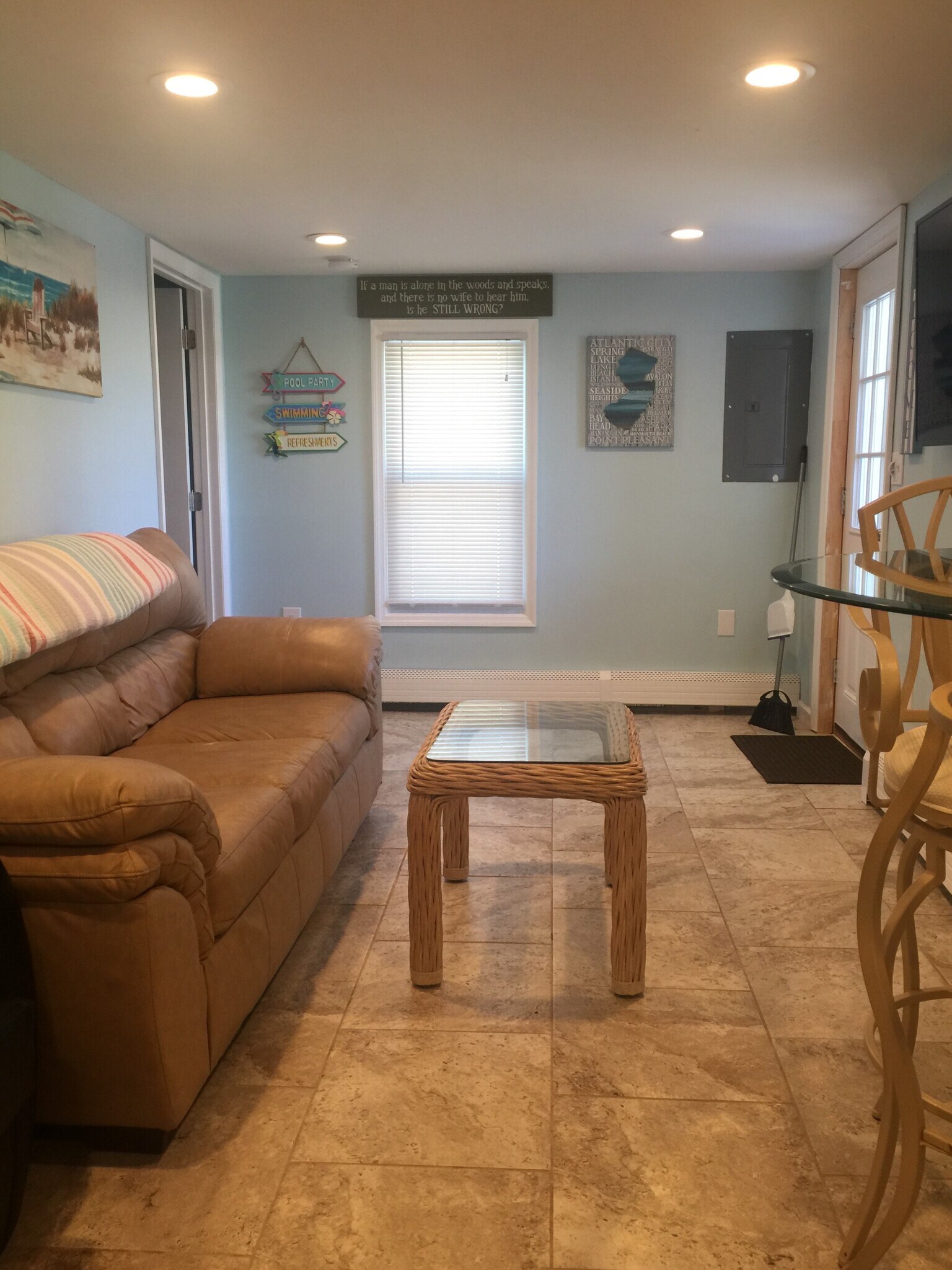 Building Photo - 44 Hancock Ave