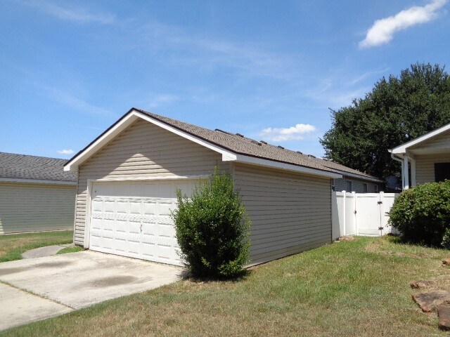 Building Photo - 21414 Cherry Canyon Ln