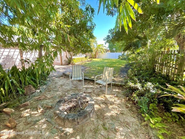 Building Photo - 401 Sea Horse Ave