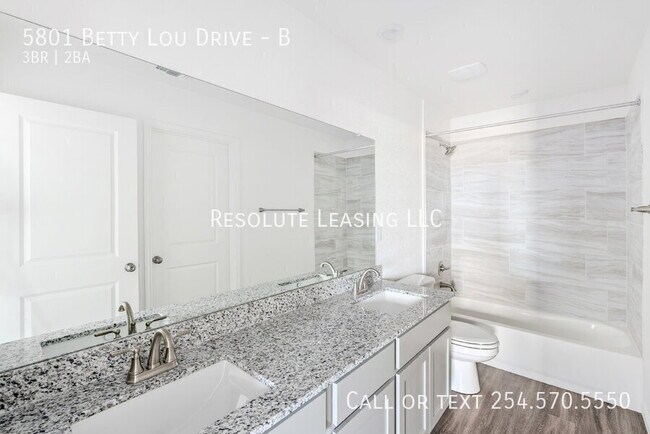 Building Photo - 5801 Betty Lou Dr