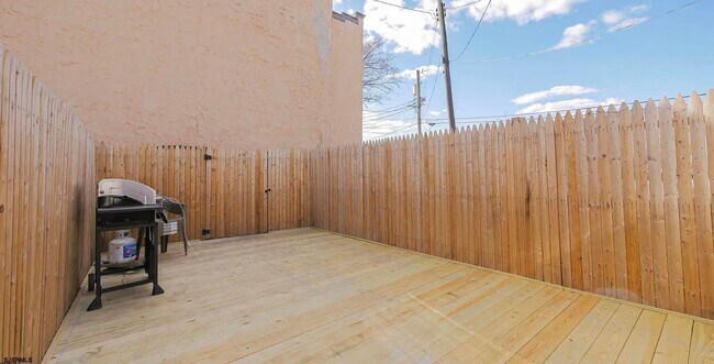 Building Photo - 222 New Jersey Ave