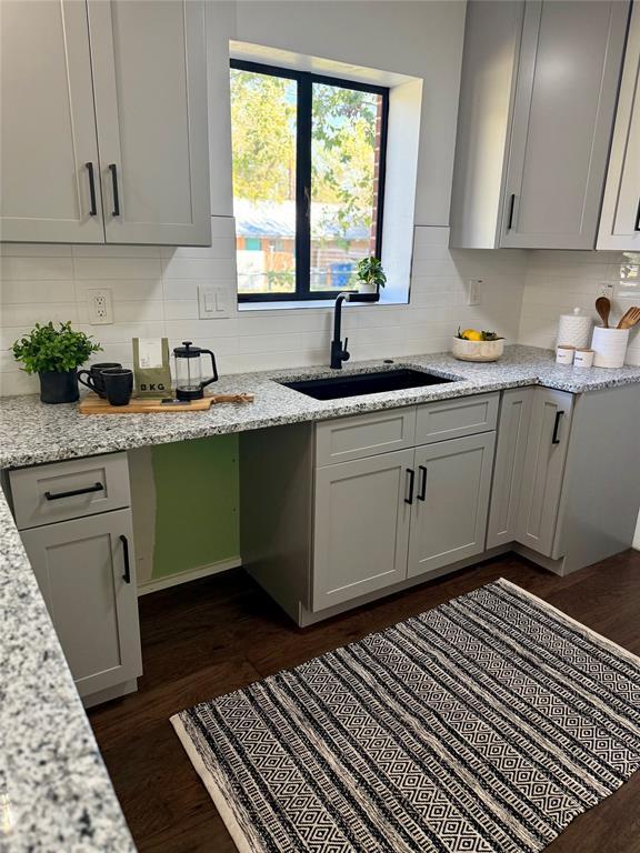 Building Photo - 5611 Joe Sayers Ave