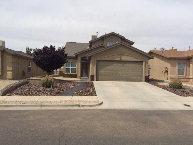 Primary Photo - 14025 Tierra Vianey Dr