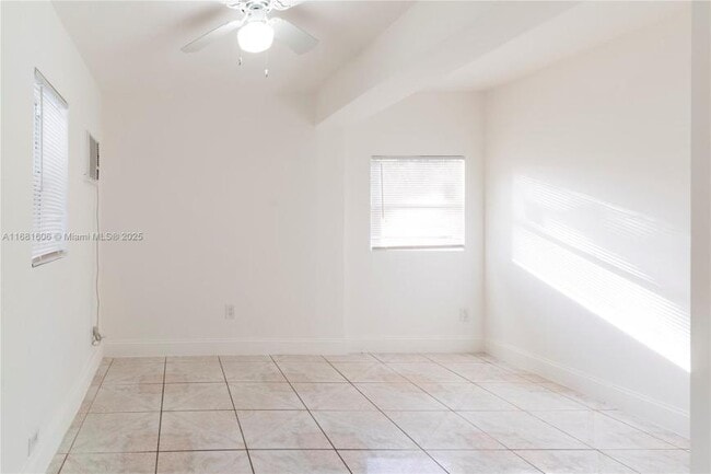 Building Photo - 2 bedroom in Hollywood FL 33021