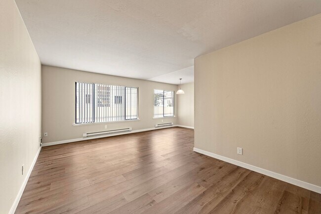 Building Photo - 3515 25th St