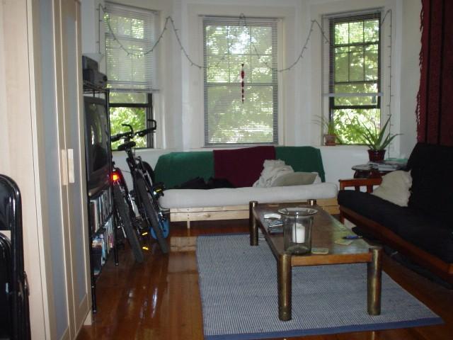 Building Photo - 1412 Commonwealth Ave