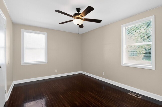 Building Photo - Updated 3 Bedroom Home Near Camp North End