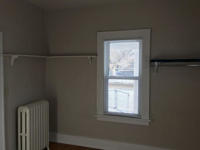 Building Photo - 211 3rd Ave NE