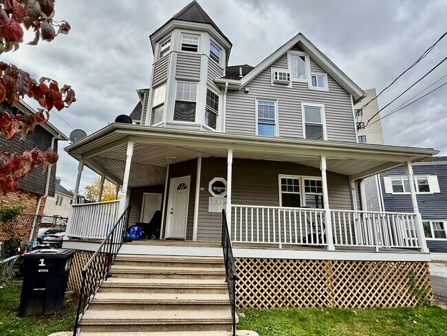 Building Photo - 39 North St