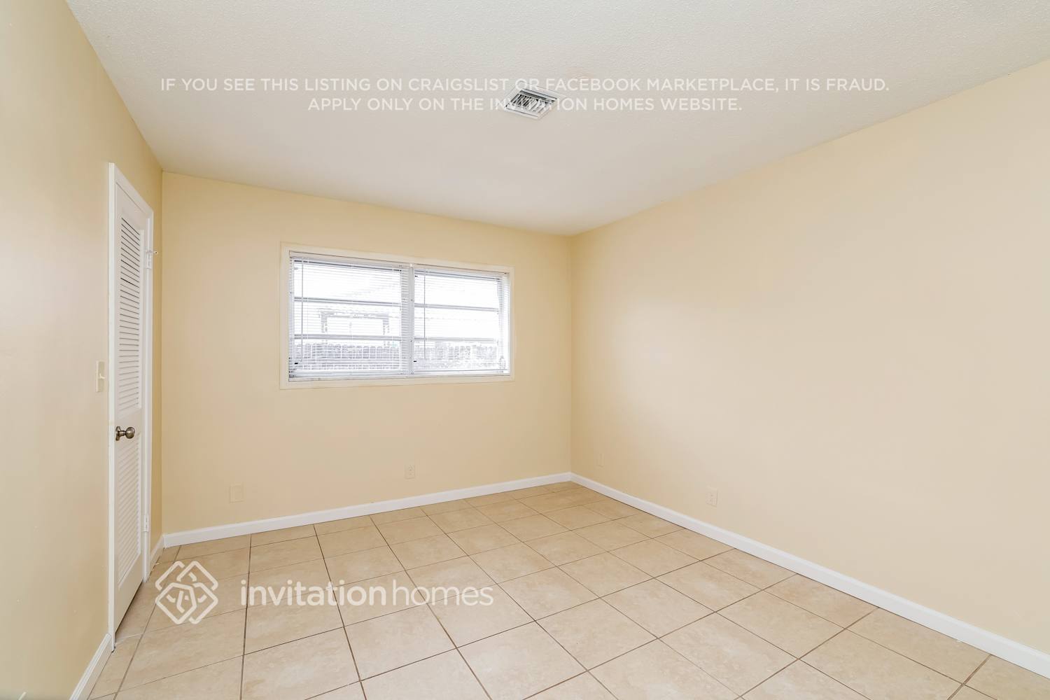 Building Photo - 228 NE 25th St