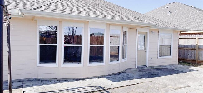 Building Photo - 21414 Wellsford Glen Dr