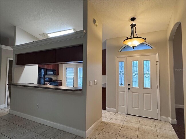 Building Photo - 4924 Raylene Way