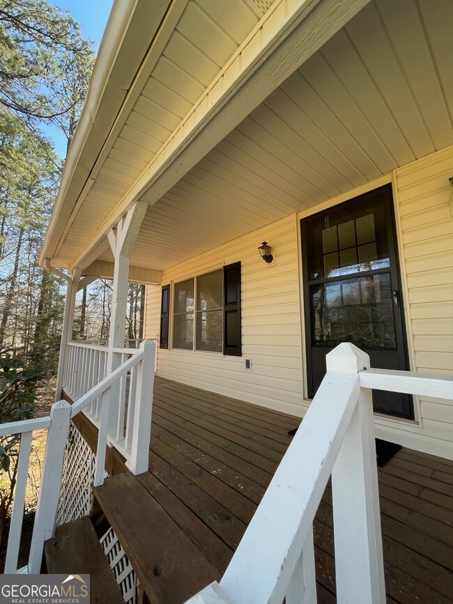 Building Photo - 121 Chipley Creek Dr