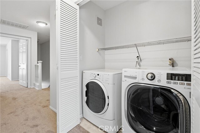 Building Photo - 15 Platinum Cir