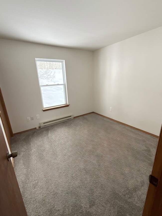 Building Photo - 314 Overlook Dr