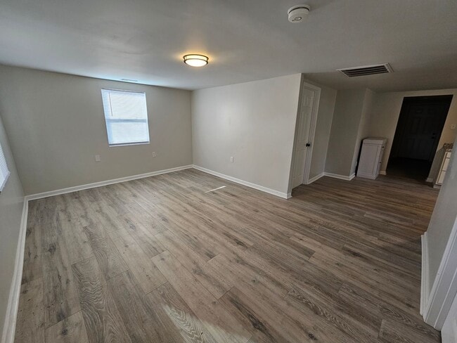Building Photo - 3 Bedroom Rental in PRP