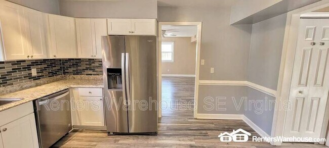Building Photo - 5736 Avalon Woods Dr