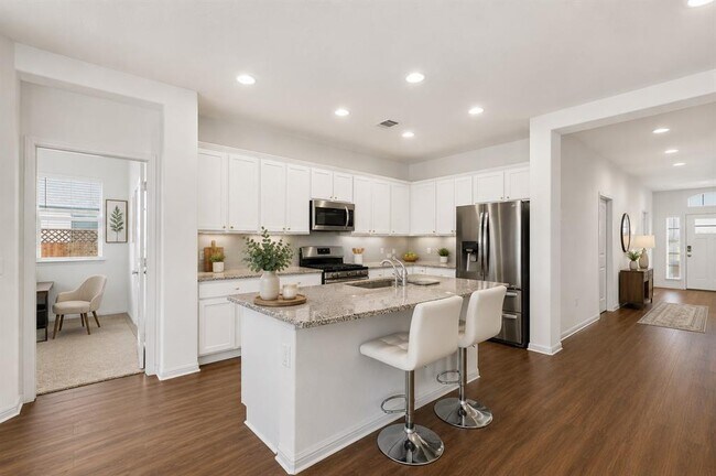 Building Photo - 18217 Cercina Trl