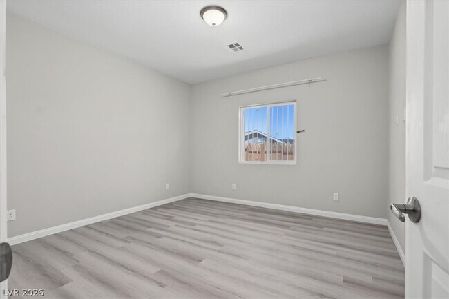 Building Photo - 4966 Andover Dr