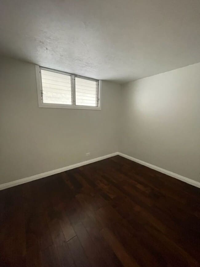 Building Photo - Available now - 2 bedroom / 2 bath / 1 cov...